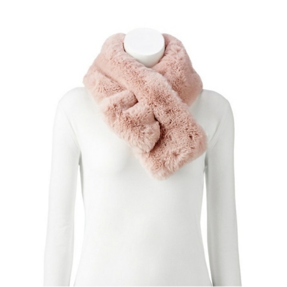LC LAUREN‎ CONRAD Scarf Stole Faux Fur Winter Plush Bohemian Blush Pink - Picture 2 of 4